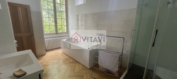 6 bedrooms House in Beauvais, France No. 68450 15