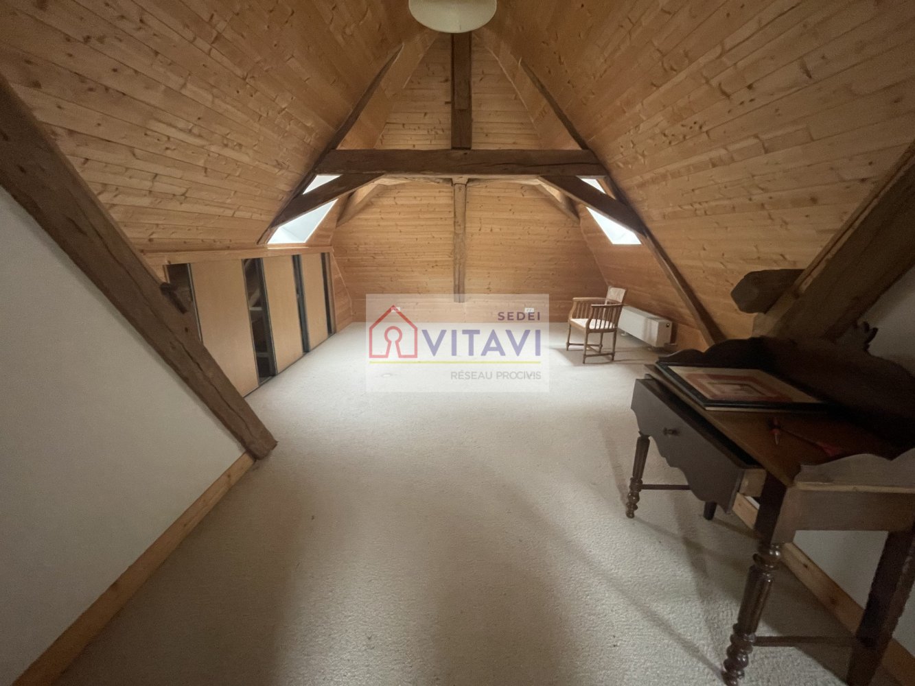 6 bedrooms House in Beauvais, France No. 68450