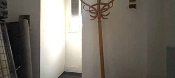 30m² Commercial property in Rome, Italy No. 3585 24