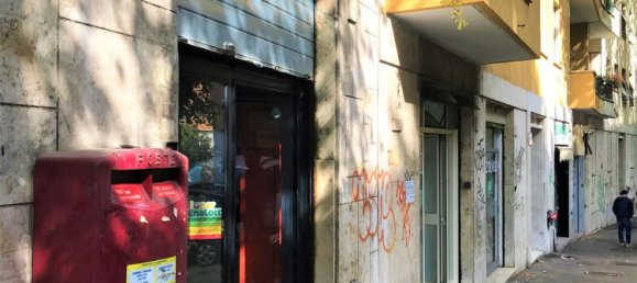 30m² Commercial property in Rome, Italy No. 3585 22