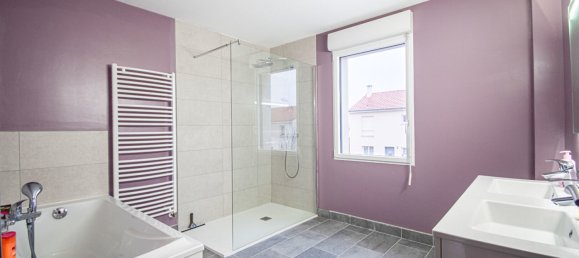 3 bedrooms House in Sillegny, France No. 79876 5