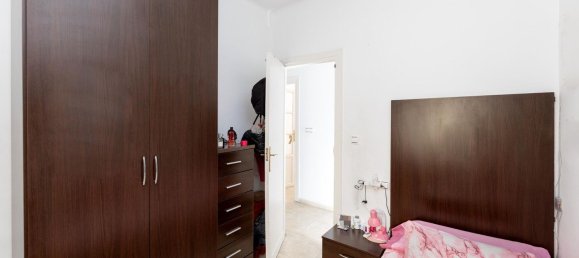 4 bedrooms Apartment in Granada, Spain No. 108587 18