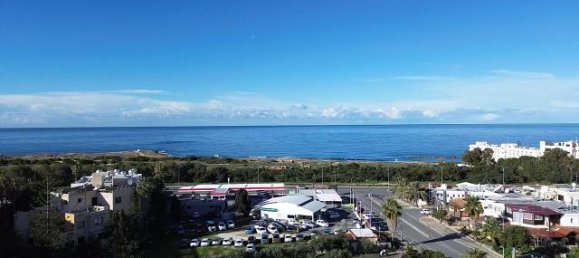 3 bedrooms Apartment in Paphos, Cyprus No. 13329 6