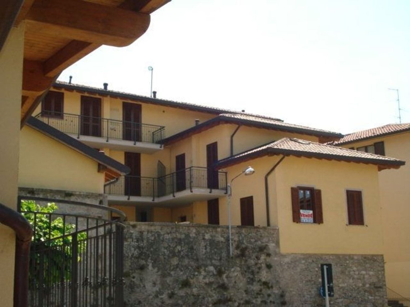 3-salle Maison à Casnate con Bernate, Italy No. 66744