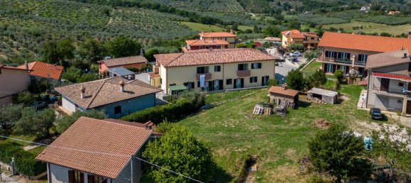 Villa T3 em Poggio Nativo, Italy N.º 331090 9