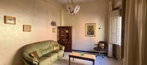 12 rooms Apartment in Vittoria, Italy No. 74505 14