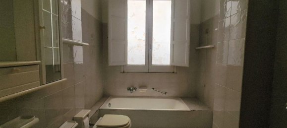 12 rooms Apartment in Vittoria, Italy No. 74505 33