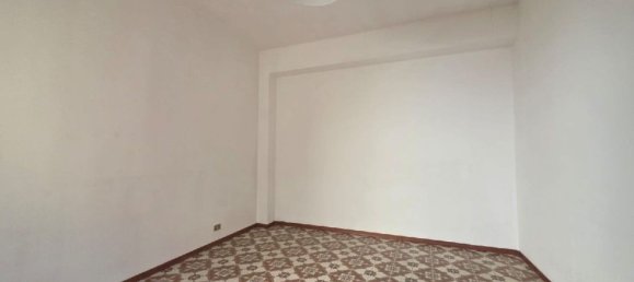 12 rooms Apartment in Vittoria, Italy No. 74505 9