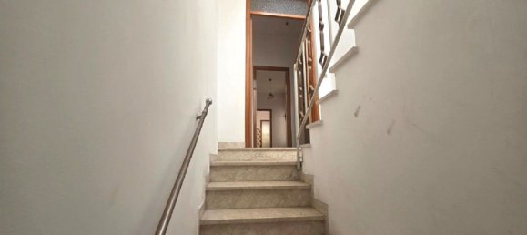 12 rooms Apartment in Vittoria, Italy No. 74505 13