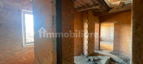 4 bedrooms House in Chiesina Uzzanese, Italy No. 173977 10