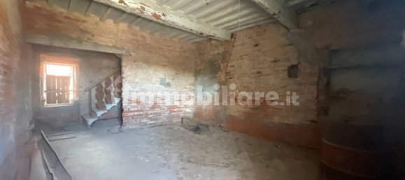 4 bedrooms House in Chiesina Uzzanese, Italy No. 173977 12