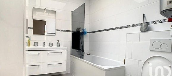 3 bedrooms House in Le Blanc-Mesnil, France No. 175795 6