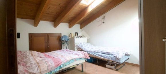 3 Schlafzimmer Wohnung in Reggio Emilia, Italy, Nr. 191705 20