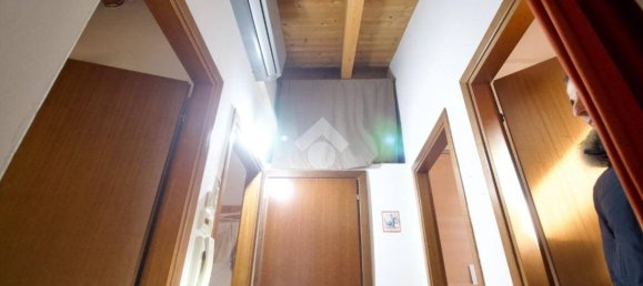 3 Schlafzimmer Wohnung in Reggio Emilia, Italy, Nr. 191705 17