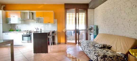 3 Schlafzimmer Wohnung in Reggio Emilia, Italy, Nr. 191705 8