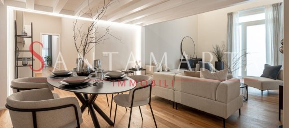 3 bedrooms Apartment in Milan, Italy No. 243659 9
