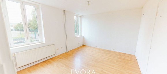 2 bedrooms Apartment in Rozerieulles, France No. 83317 3