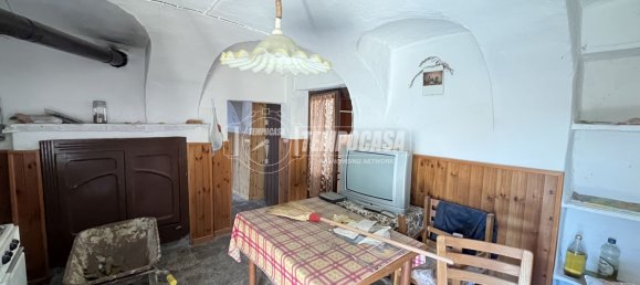 3 bedrooms House in Castellamonte, Italy No. 196952 11