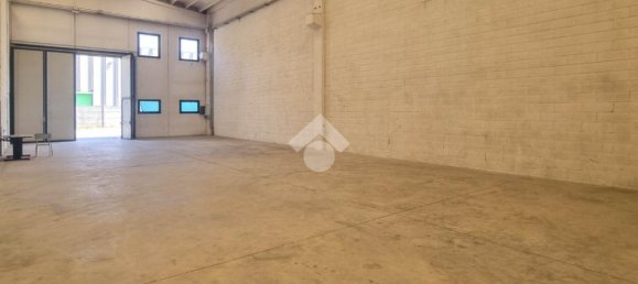 Armazém de 4 divisões em Usmate Velate, Italy N.º 314481 3