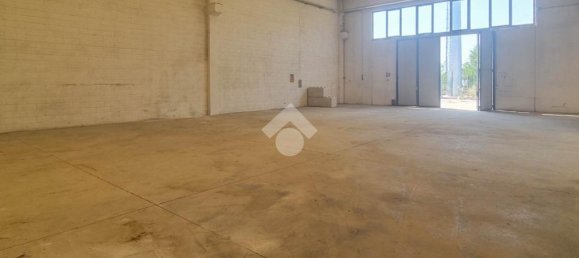 Armazém de 4 divisões em Usmate Velate, Italy N.º 314481 5