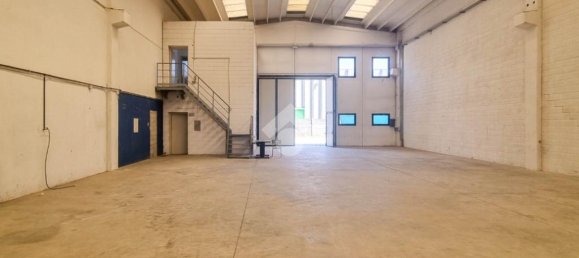 Armazém de 4 divisões em Usmate Velate, Italy N.º 314481 8