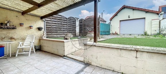 2 chambres Maison à Saint-Quentin, France No. 156880 3