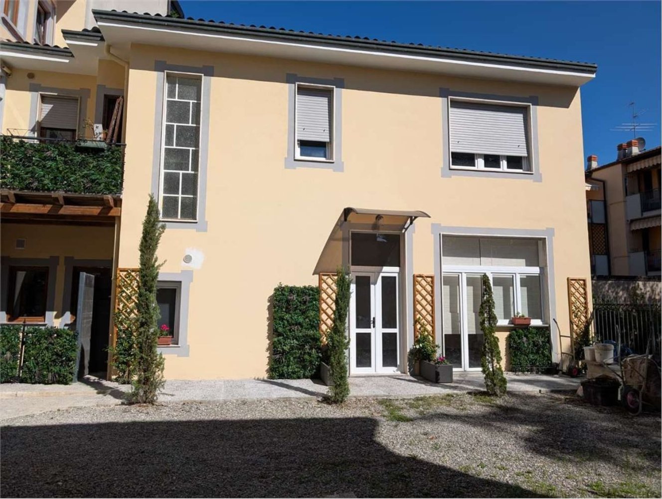 2 غرف نوم شقة في Capriate San Gervasio, Italy رقم 380835