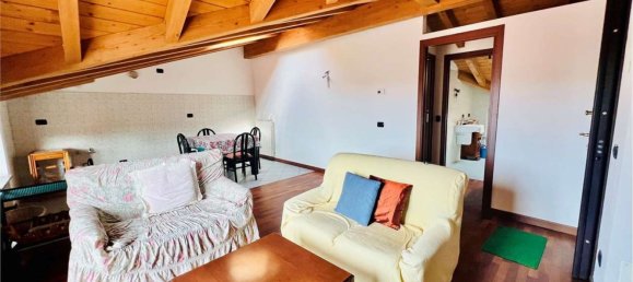 2 rooms Apartment in Cittiglio, Italy No. 297227 14