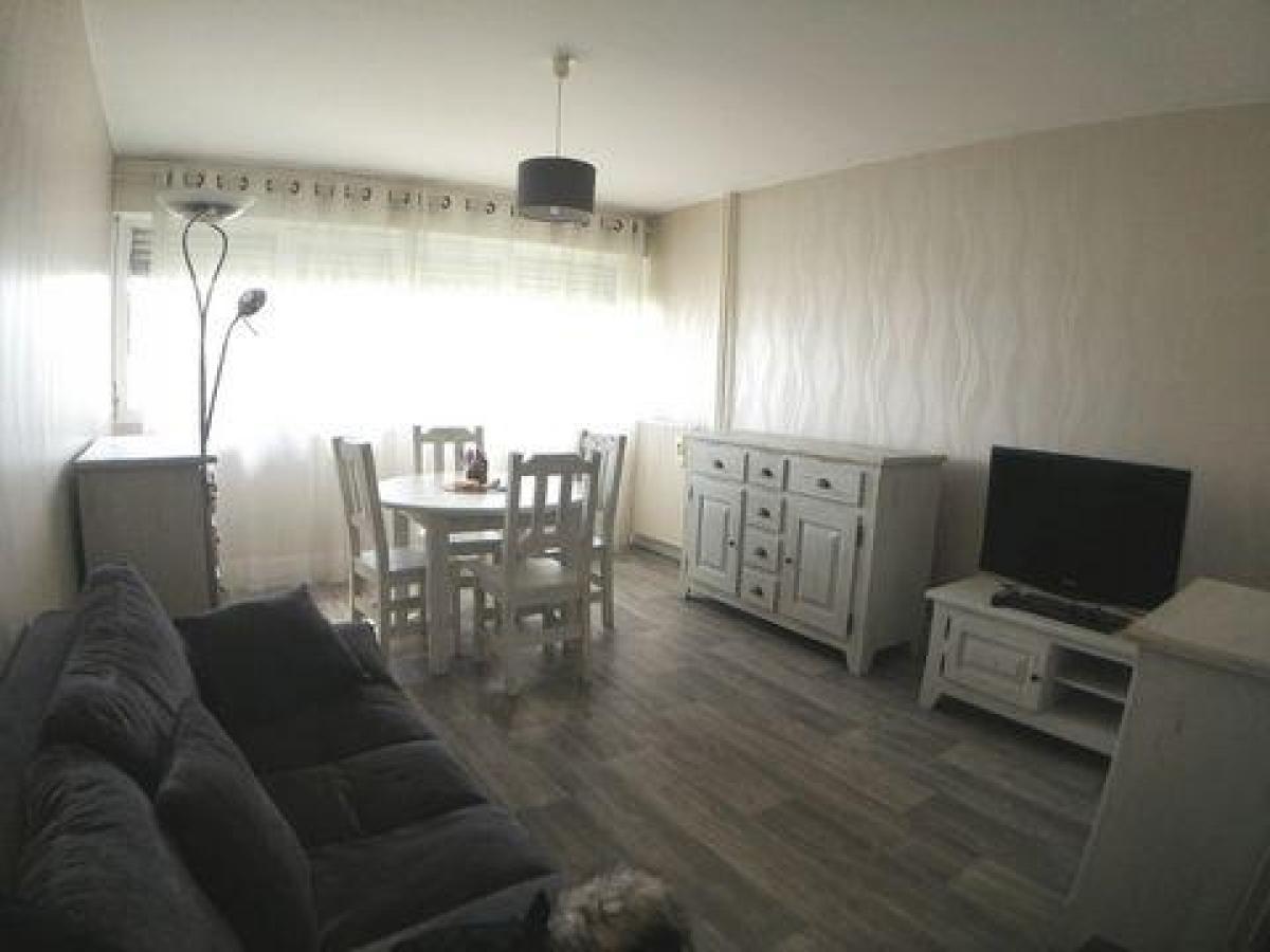 2 bedrooms Apartment in Palaiseau, France No. 29463