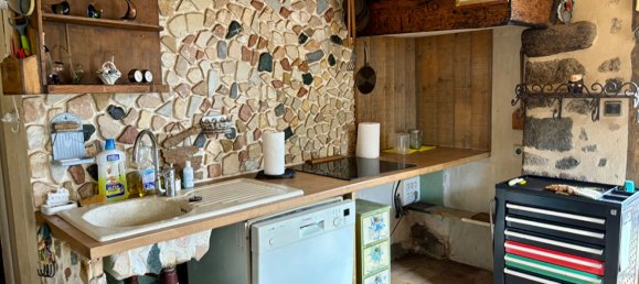 2 bedrooms House in Royeres, France No. 96092 9