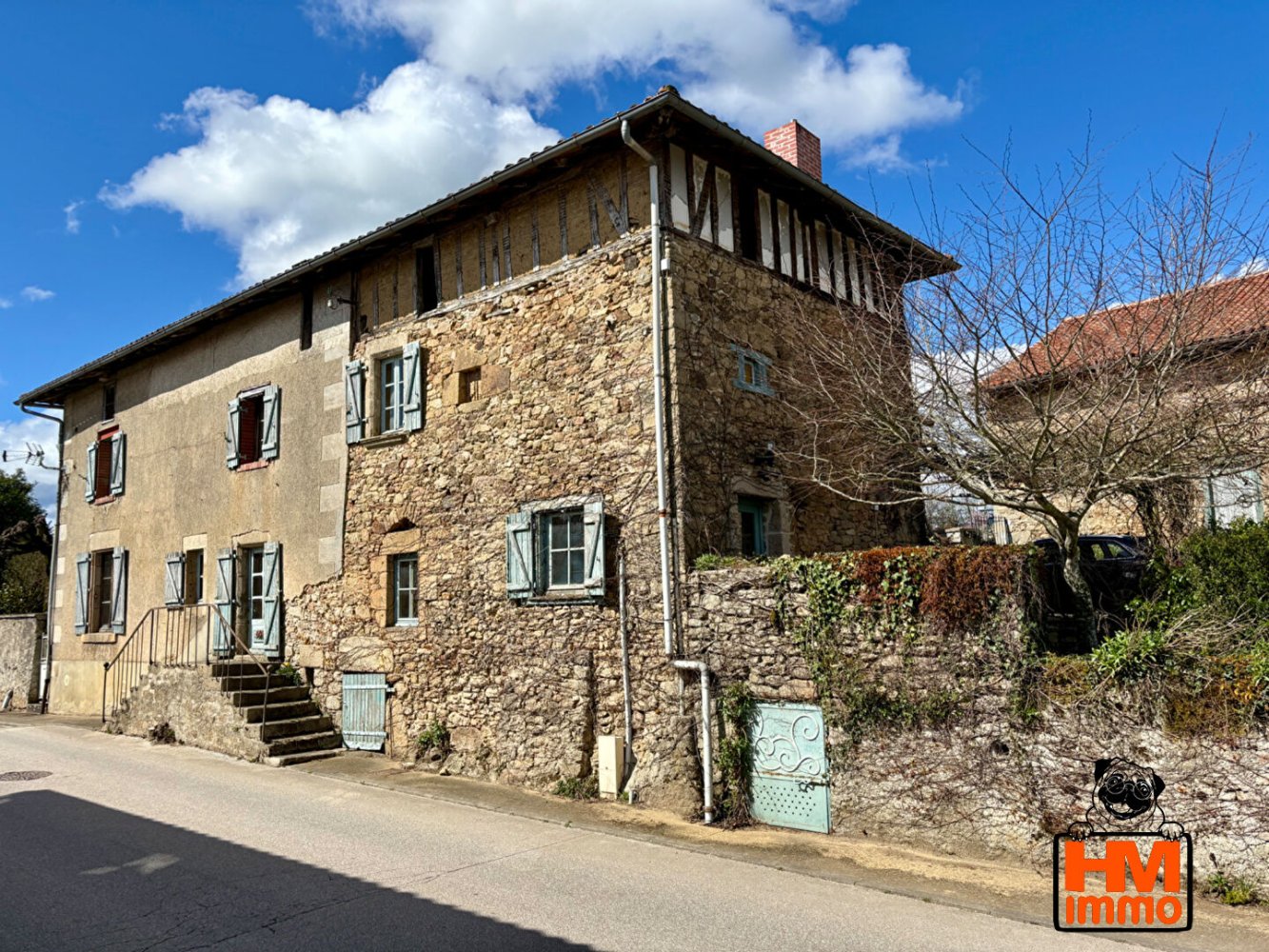 2 bedrooms House in Royeres, France No. 96092