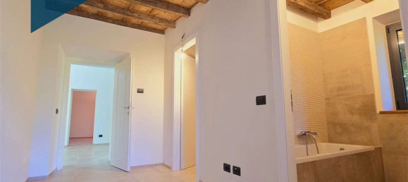 25 rooms House in Gazzola, Italy No. 277329 10