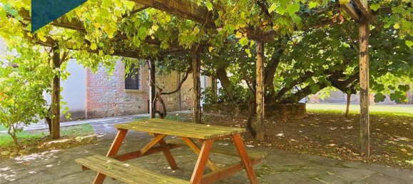 25 rooms House in Gazzola, Italy No. 277329 37