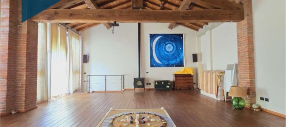 25 rooms House in Gazzola, Italy No. 277329 5