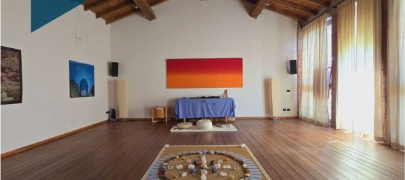 25 rooms House in Gazzola, Italy No. 277329 6