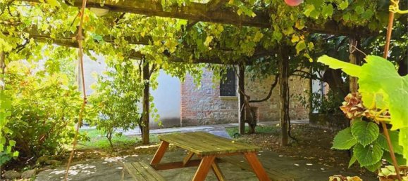 25 rooms House in Gazzola, Italy No. 277329 36