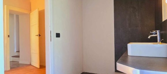 25 rooms House in Gazzola, Italy No. 277329 16