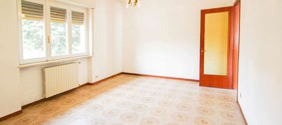 Вилла с 5 комнатами в Ведано Олона, Италия № 312013 20