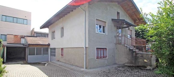 Вилла с 5 комнатами в Ведано Олона, Италия № 312013 25