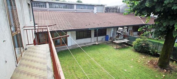 Вилла с 5 комнатами в Ведано Олона, Италия № 312013 5