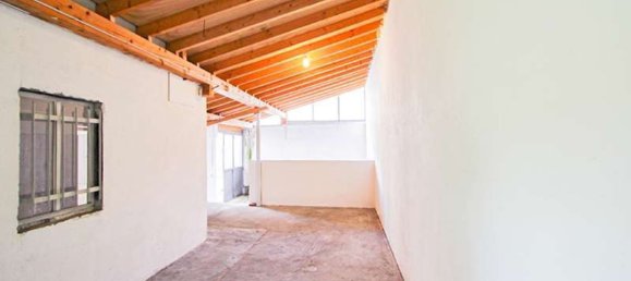 Вилла с 5 комнатами в Ведано Олона, Италия № 312013 11