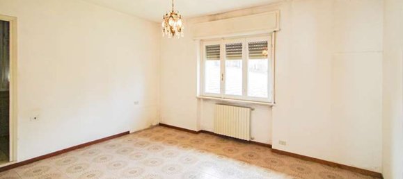 Вилла с 5 комнатами в Ведано Олона, Италия № 312013 17