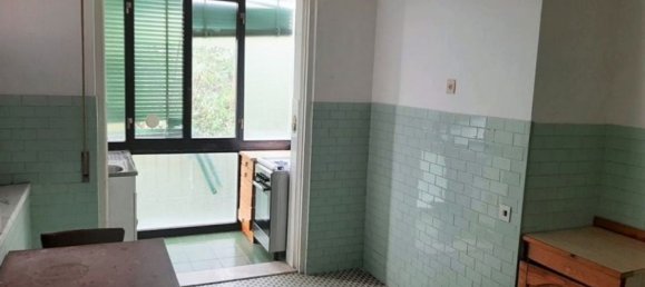 6 rooms Apartment in Orvieto, Italy No. 47358 4