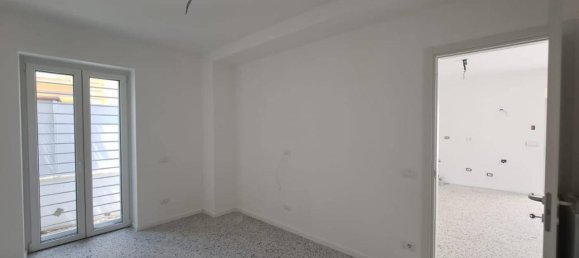 Apartamento de 2 divisões em Rome, Italy N.º 19154 7