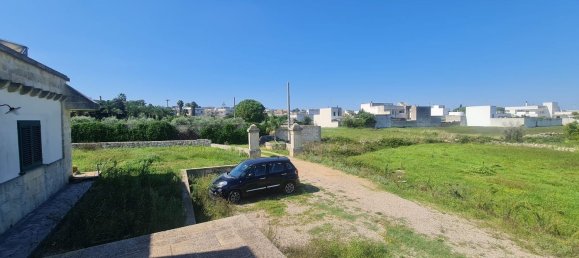 Вилла с 5 комнатами в Лечче, Италия № 155328 37