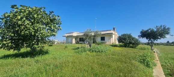 Вилла с 5 комнатами в Лечче, Италия № 155328 25