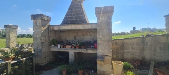 Вилла с 5 комнатами в Лечче, Италия № 155328 36