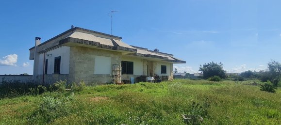 Вилла с 5 комнатами в Лечче, Италия № 155328 26