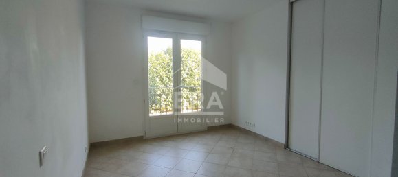 Apartamento de 2 dormitorios en Santa-Lucia-di-Moriani, France No. 81163 5