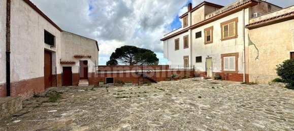 3 Schlafzimmer Haus in Monreale, Italy, Nr. 264383 3